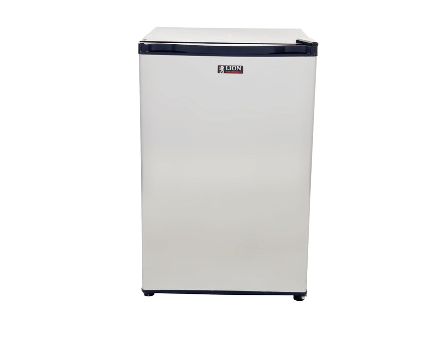 Lion 20-Inch 4.5 Cu. Ft. Compact Refrigerator - 2002