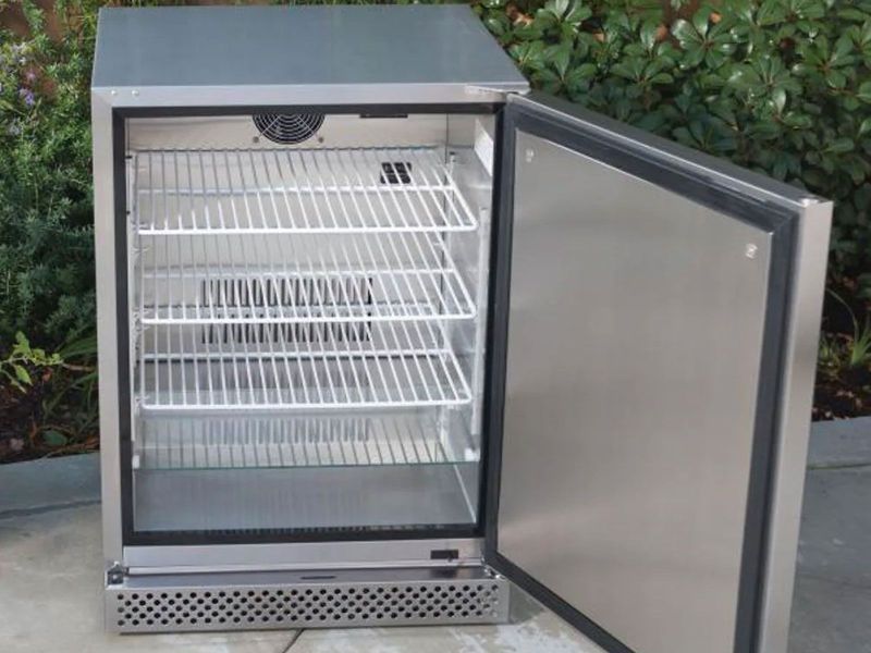 Bull 24-Inch 4.9 Cu. Ft. Premium Outdoor Rated Compact Refrigerator Series II - 13700