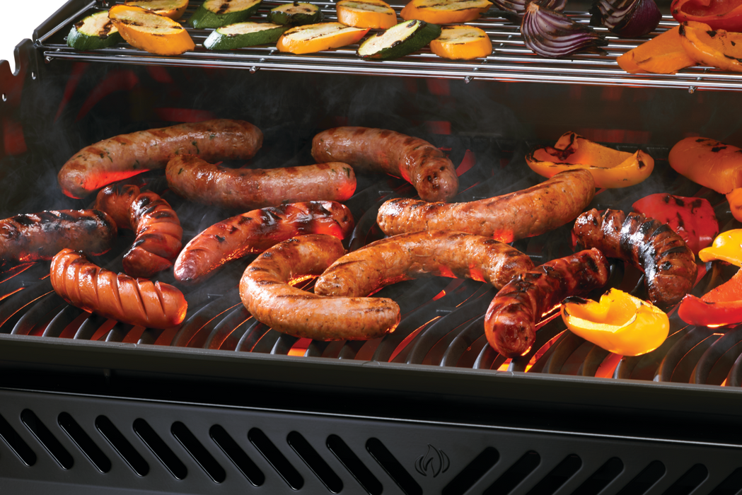 Rogue® PRO 625 Grill with Infrared Side Burner