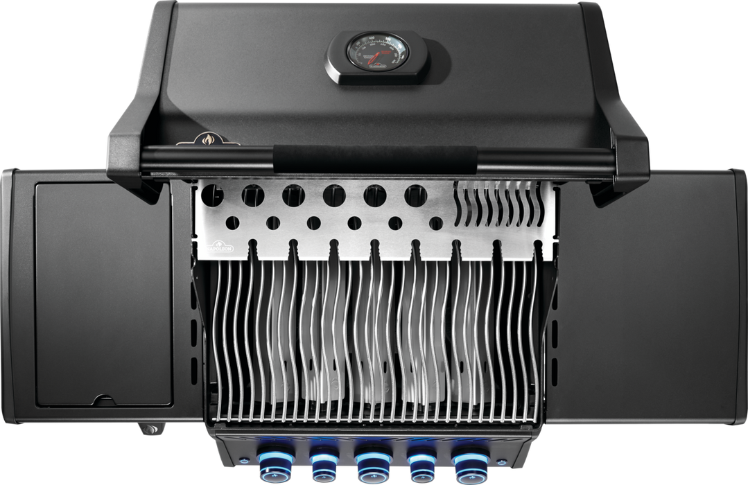 Rogue® PRO-S 425 Grill with Infrared Side and Rear Burners