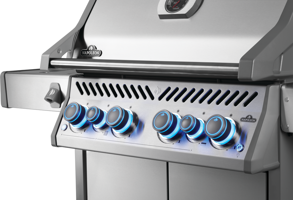 Rogue® PRO-S 525 Grill with Infrared Side and Rear Burners