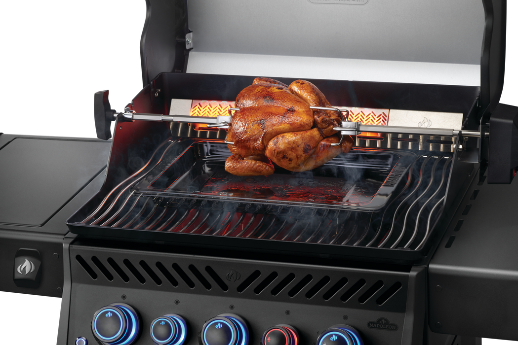 Rogue® PRO-S 425 Grill with Infrared Side and Rear Burners