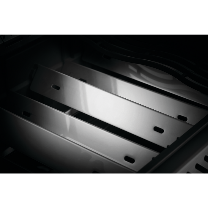 Napoleon Rogue 525 Freestanding Propane Gas Grill