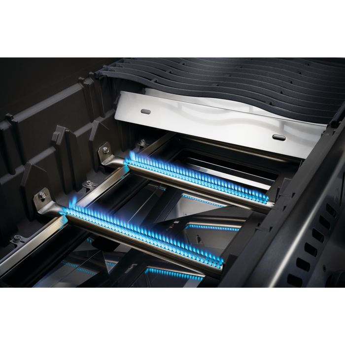 Napoleon Rogue 525 Freestanding Propane Gas Grill