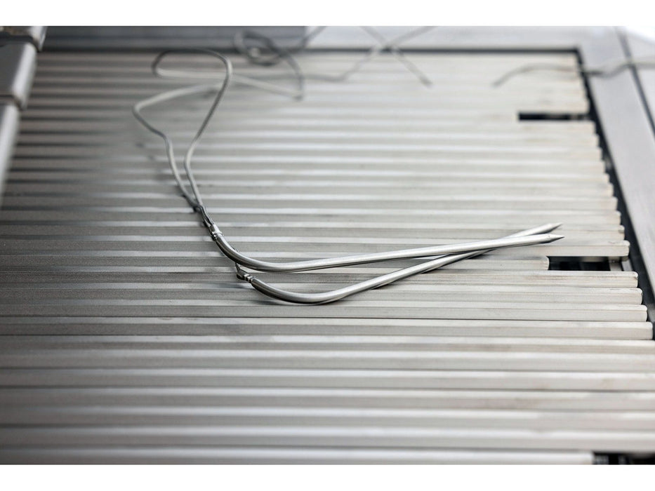 Blaze LTE PRO 32-in 4-Burner Built-In Gas Grill w/ Digital Temperature Screen & Rotisserie - BLZ-4LTEPRO