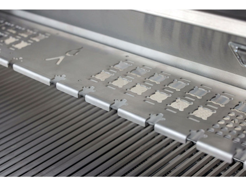 Blaze LTE PRO 32-in 4-Burner Built-In Gas Grill w/ Digital Temperature Screen & Rotisserie - BLZ-4LTEPRO