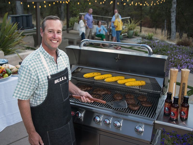 Bull Brahma 38-Inch 5-Burner Gas Grill W/ Rotisserie