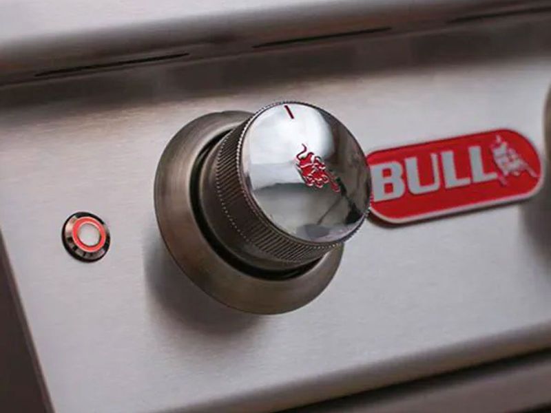 Bull Brahma 38-Inch 5-Burner Gas Grill W/ Rotisserie