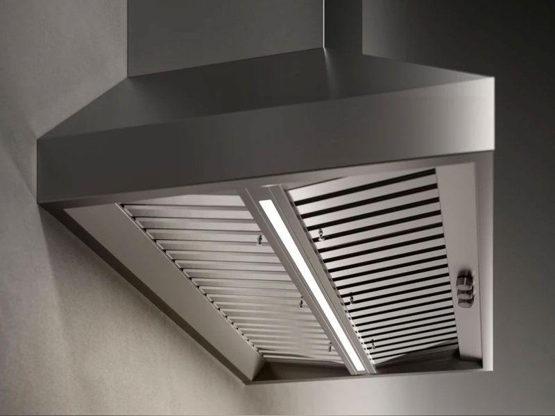 Falmec Pyramid 36-Inch Outdoor Rated Wall Mounted 3-Speed 1200 CFM Vent Hood with LED Lighting