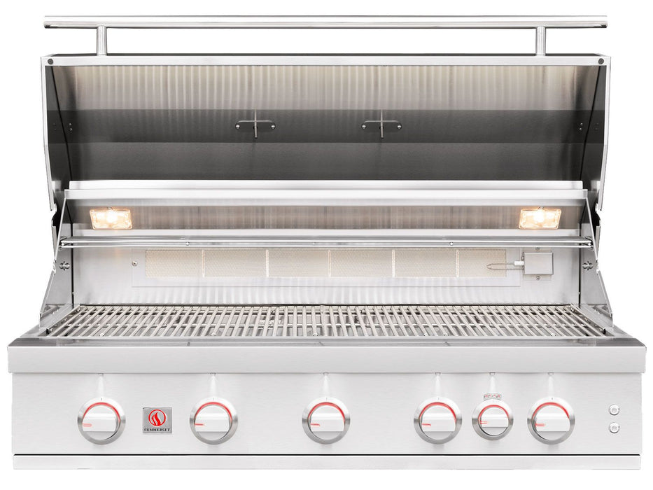 Summerset Sizzler Pro 40-Inch 5-Burner Built-In Gas Grill With Rear Infrared Burner - SZPRO40