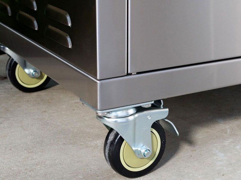 Bull Steer Premium 25-Inch 3-Burner Gas Grill